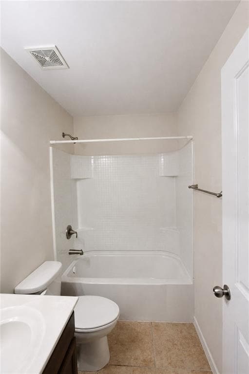 Building Photo - 2132 Greencrest Cir