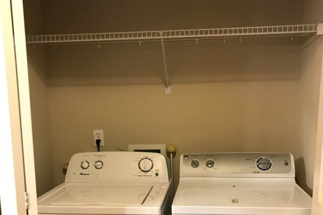 Building Photo - 1409 NE 166th Ct