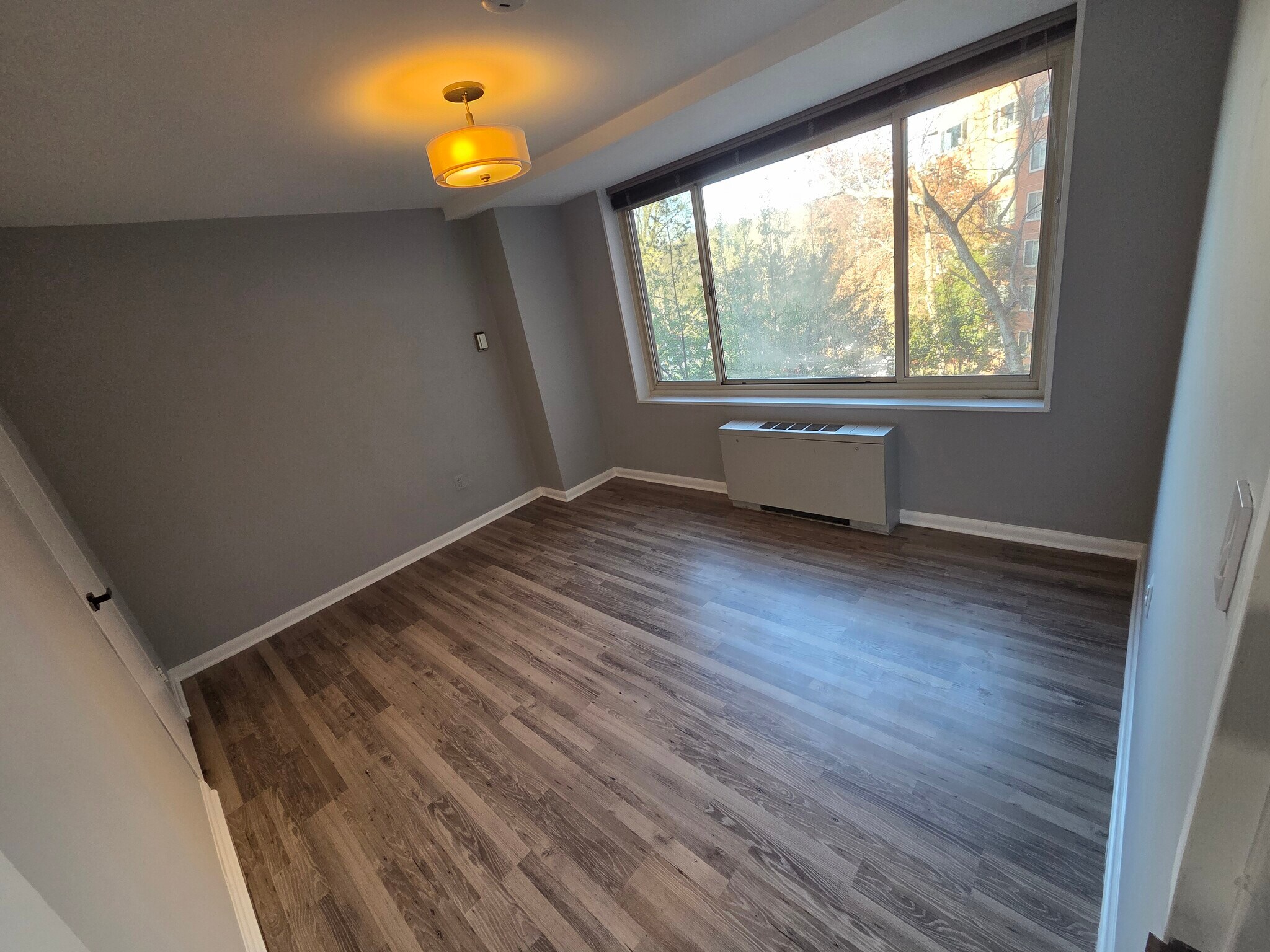 Building Photo - 4000 Tunlaw Rd NW