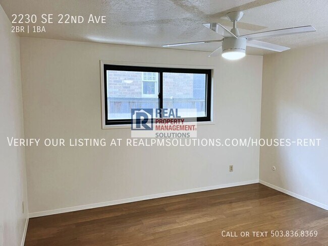 Building Photo - 2230 SE 22nd Ave
