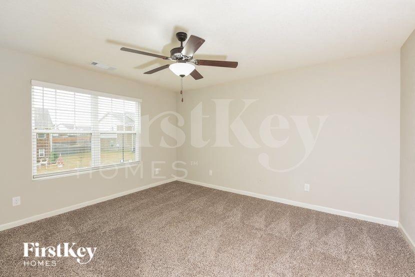 Building Photo - 148 Al Jennah Blvd