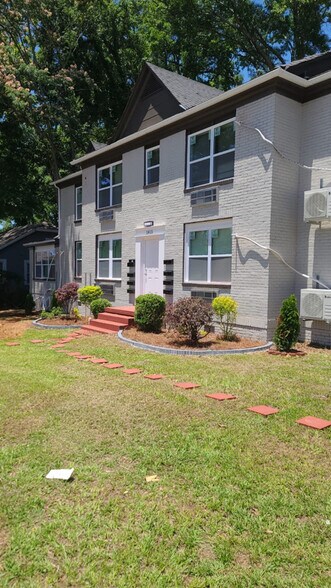 Primary Photo - 1415 Madison Ave
