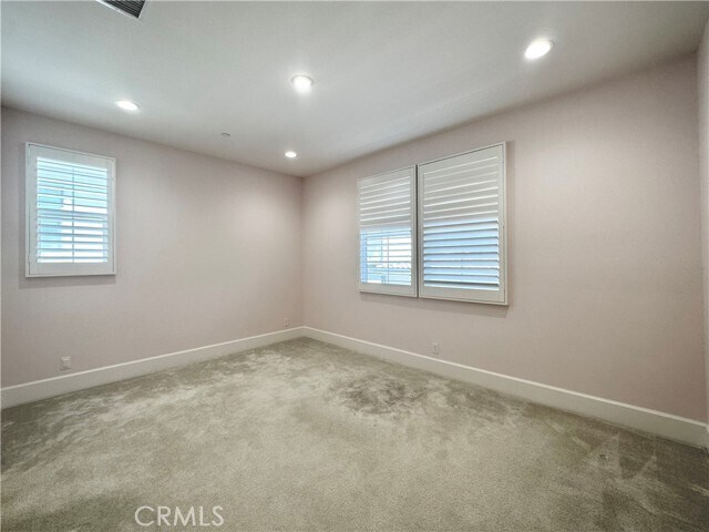 Building Photo - 214 Parkwood
