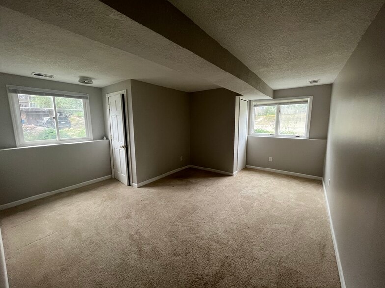 Downstairs living space - 502 Sunnyside Ln