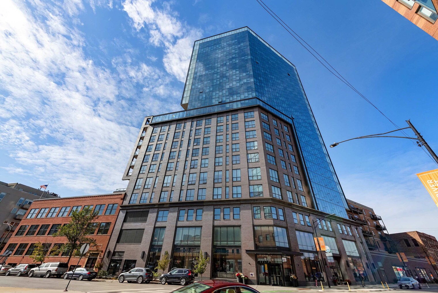 Building Photo - 730 N Milwaukee Ave