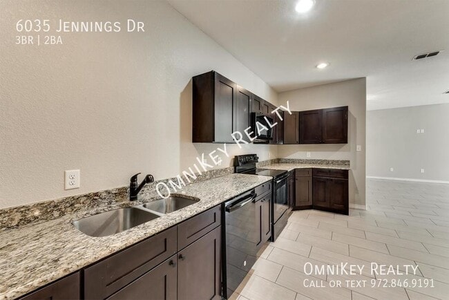 Building Photo - 6035 Jennings Dr