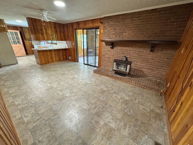 Building Photo - 4469 GA-42