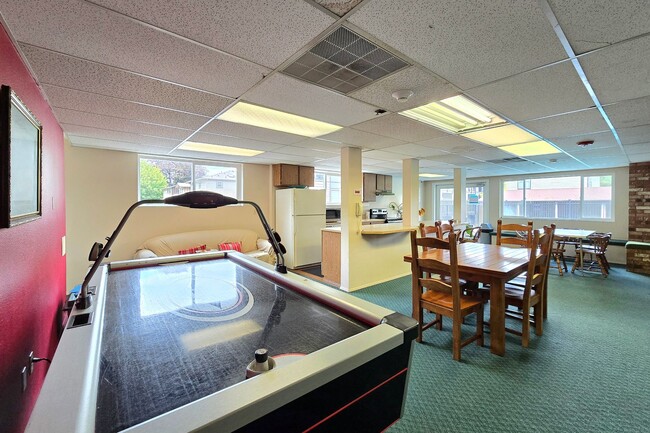 Building Photo - 1 Bedroom Condo in Bothell