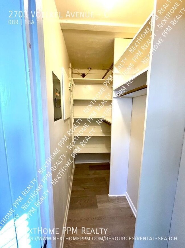 Building Photo - 2703 Voelkel Ave