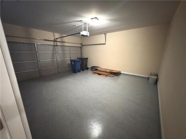 Building Photo - 314 Creek Manor Way