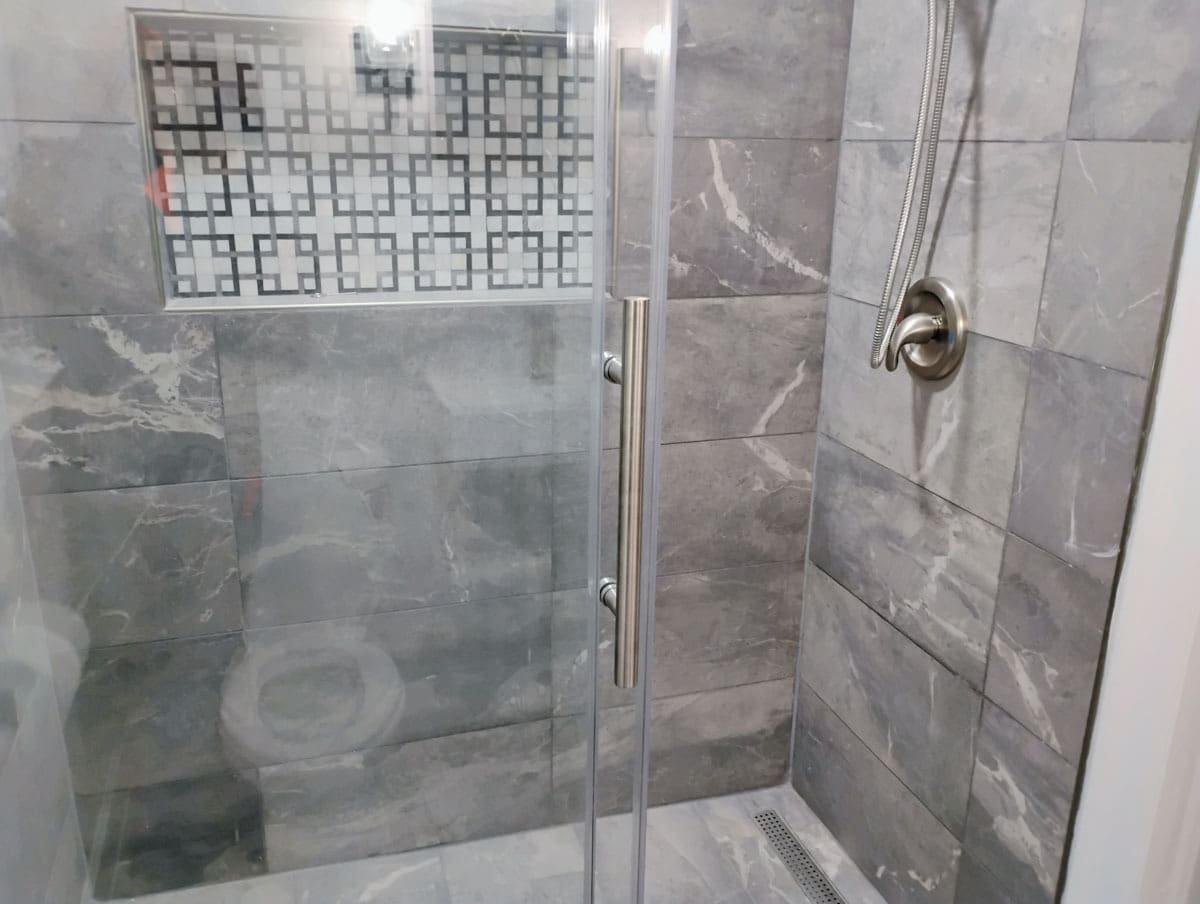 Glass shower doors. - 821 S William St