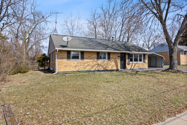 Building Photo - Summerside Ohio- 3 bed, 1 bath, Fenced Yar...