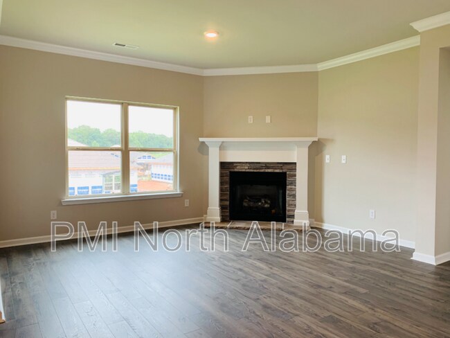 Building Photo - 14170 Lannister Ln