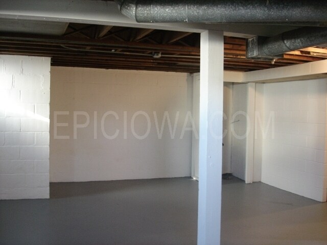 Building Photo - 1229 Oakland Rd NE