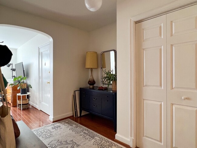 Building Photo - 6718 3rd St NW