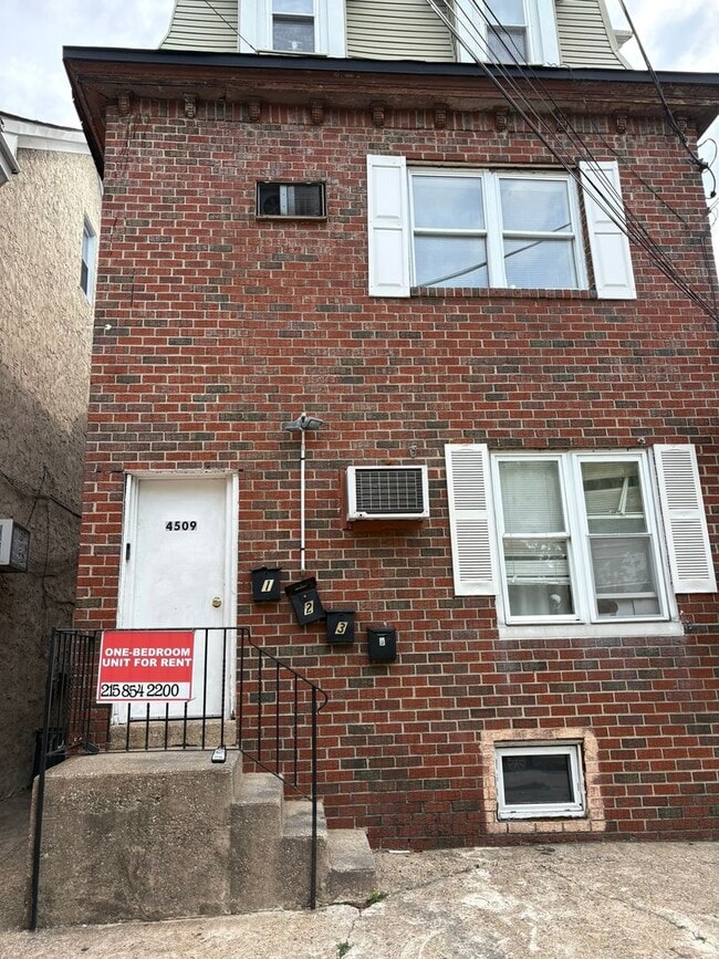 Building Photo - 4509 Rhawn St