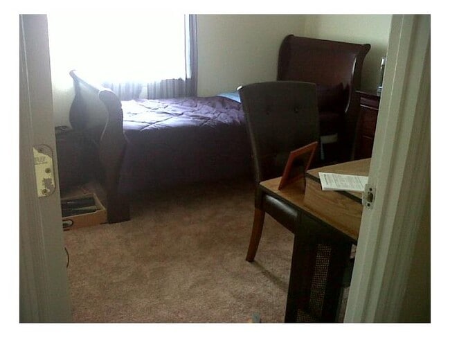 Building Photo - 723 Kadi Dr