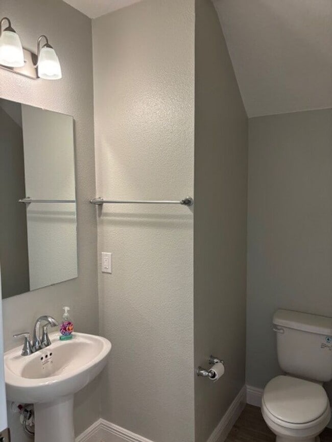 Building Photo - FOR RENT – Luxury Model Home in Elegant Ma...