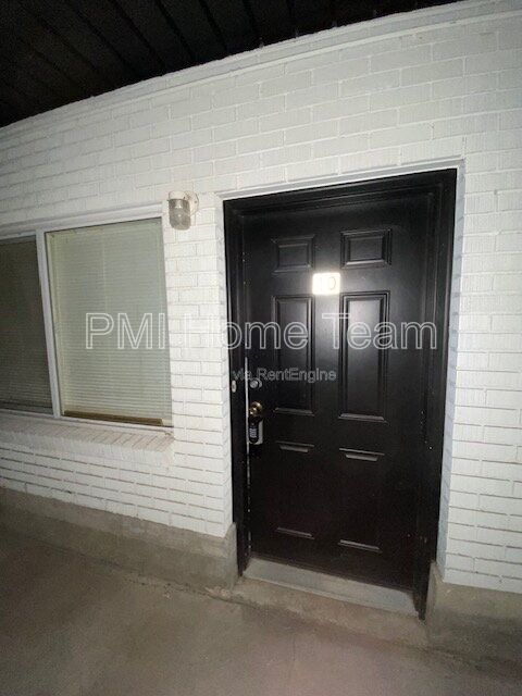 Building Photo - 3476 Brinker Ave