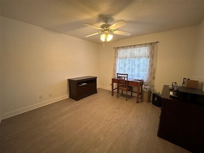 Building Photo - 24508 Saragossa Ln