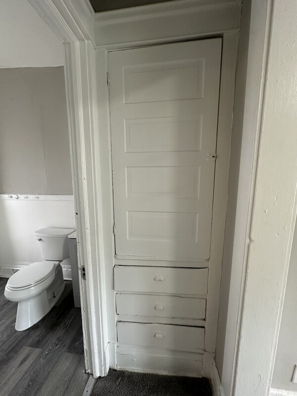 Building Photo - 3525 E 133rd St