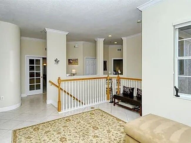 Building Photo - 8263 Miramar Way