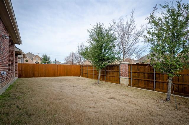 Building Photo - 10876 Leesa Dr