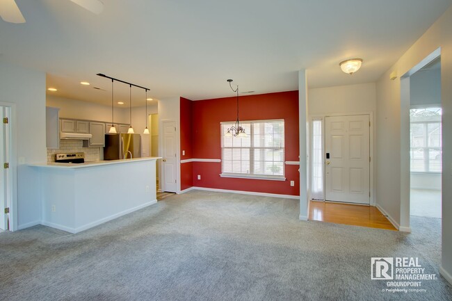 Building Photo - Johns Island Rental | Screened Porch & Pond Views