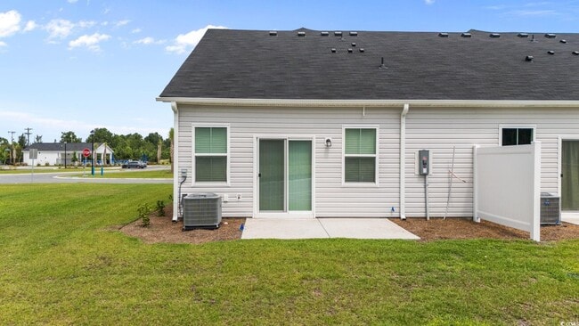 Building Photo - 136 Talladega Dr