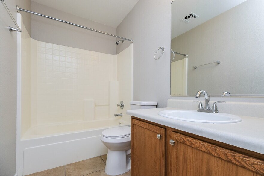 Building Photo - 3672 E Orchid Ln