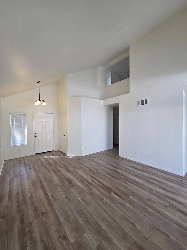 Building Photo - 31751 Calle Novelda