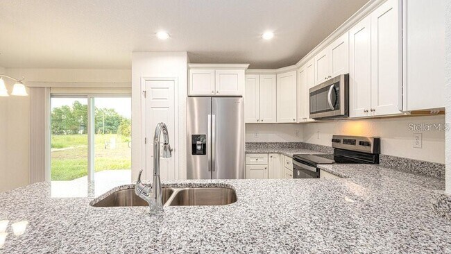 Building Photo - 151 Malauka Rd