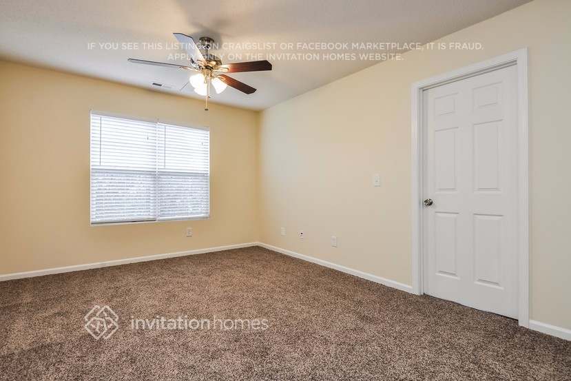 Building Photo - 12 Woodcreek Ln