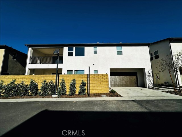 Building Photo - 246 Sora