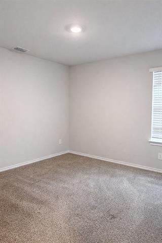 Building Photo - 404 Beekeeper Dr