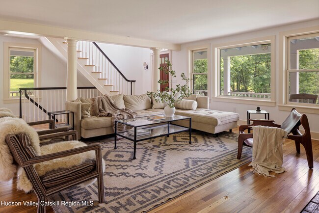 Building Photo - 243 Morton Rd