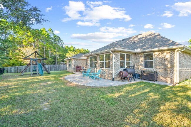 Building Photo - 296 Symphony Way