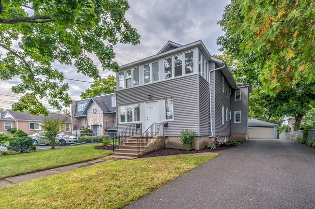 Building Photo - 416 N Central Ave