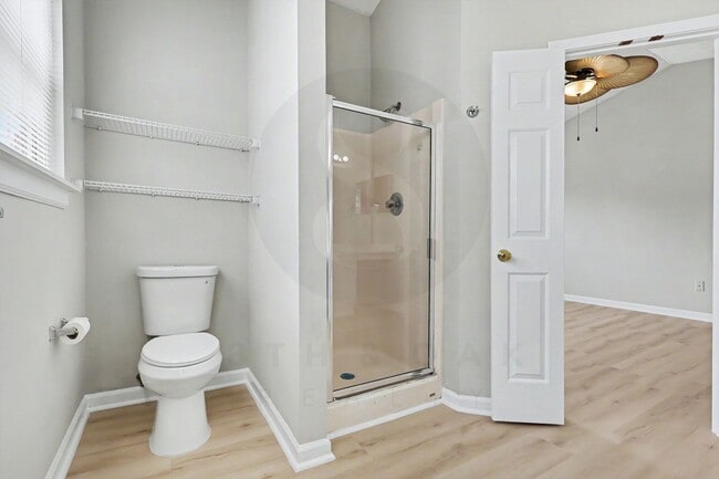 Building Photo - 4BR/2.5BA Home Conveniently Located Off Jimmy Carter Blvd!