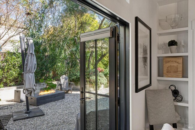 Building Photo - 1810 Quail Ct