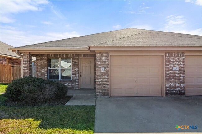 Primary Photo - 609 Karey Dr