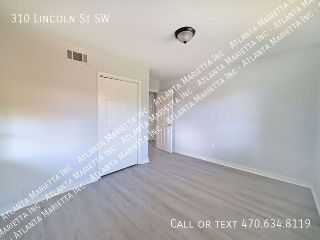 Building Photo - 310 Lincoln St SW