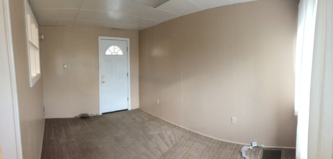 Building Photo - 1 Bedroom House Millvale