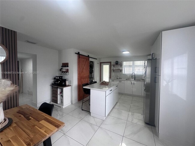 Building Photo - 22045 SW 114th Ave