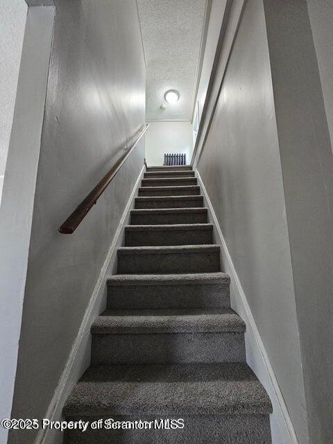 Building Photo - 58 Canaan St