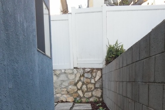 Side Yard - 1834 Rhodes St
