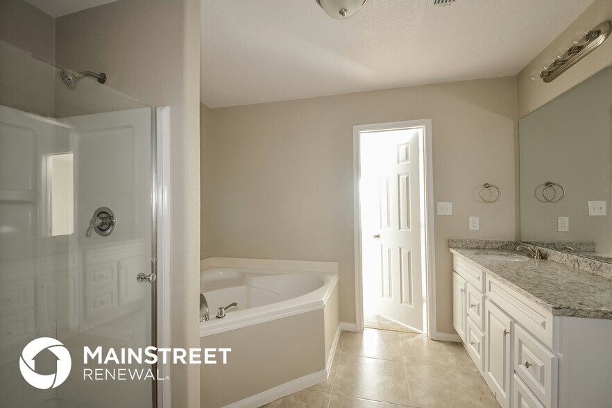 Building Photo - 11487 Coral Canyon