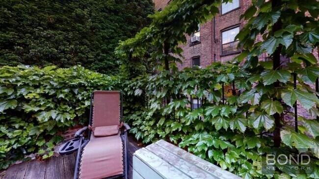 Building Photo - 3 bedroom in Manhattan NY 10003