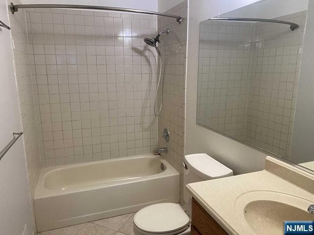 Building Photo - 126 Raintree Ln