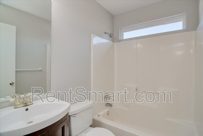 Building Photo - 3312 Cobblestone Ct